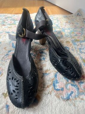 PIKOLINOS Black Cutout Leather Ankle-Strap Heels